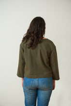 Load image into Gallery viewer, Boxy Pullover - Olive
