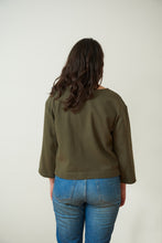 Load image into Gallery viewer, Boxy Pullover - Olive