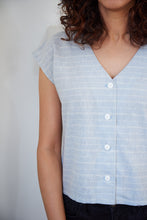 Load image into Gallery viewer, Button Front V-neck - Sky
